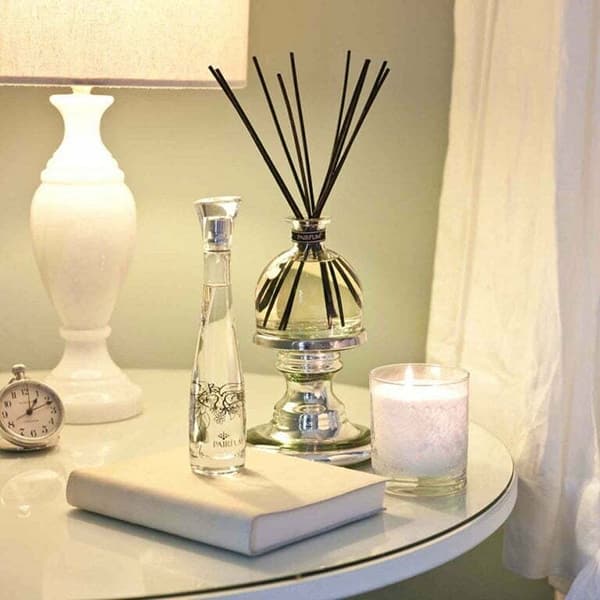 bedroom-reed-diffuser