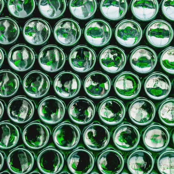 green-glass-bottles-beer