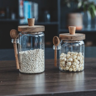 Borosilicate Glass Jar With Wooden Lid
