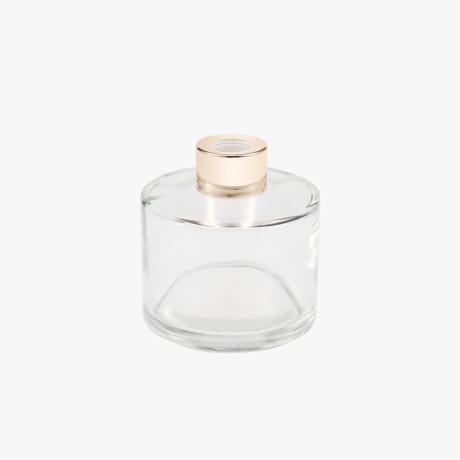 clear glass diffuser bottles with gold cap