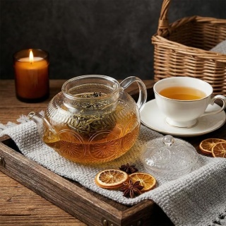 Embossed Floral Borosilicate Glass Water Pot