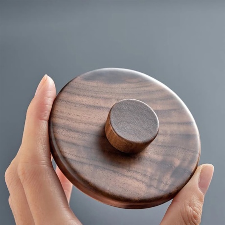 Glass Teapot with Wooden Handle