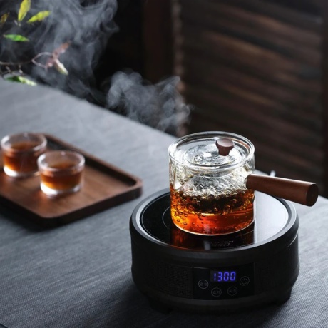 Kettle with Wood Handle