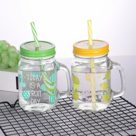 mason jar with handle