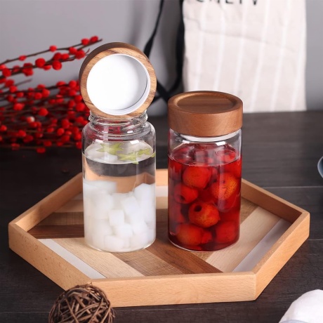 Round Spice Jars with Wooden Top