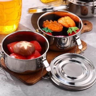 Stainless Steel Bento Box with Lockable Clips