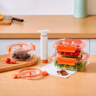 Vacuum glass food containers storing fruit and vegetables